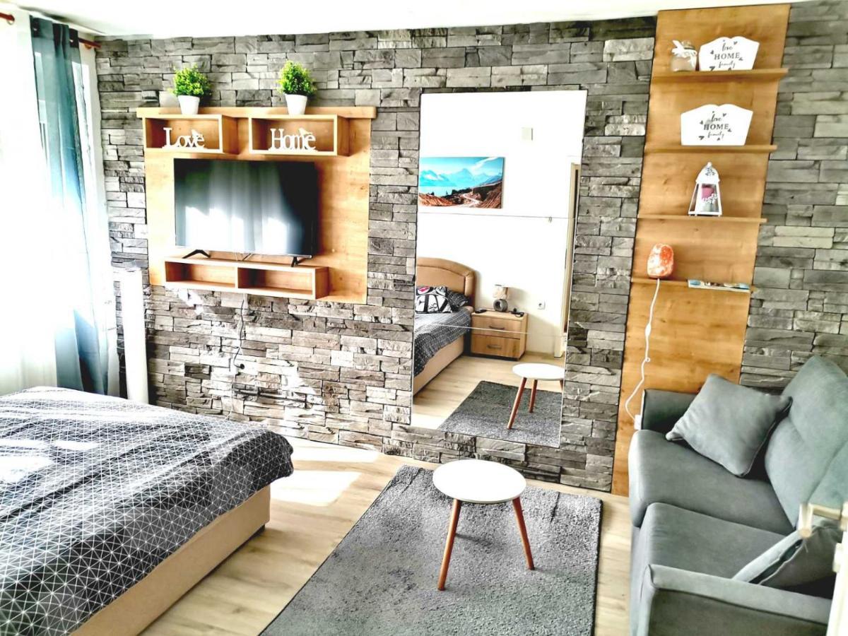 Apartman Anamaria Gospić 外观 照片